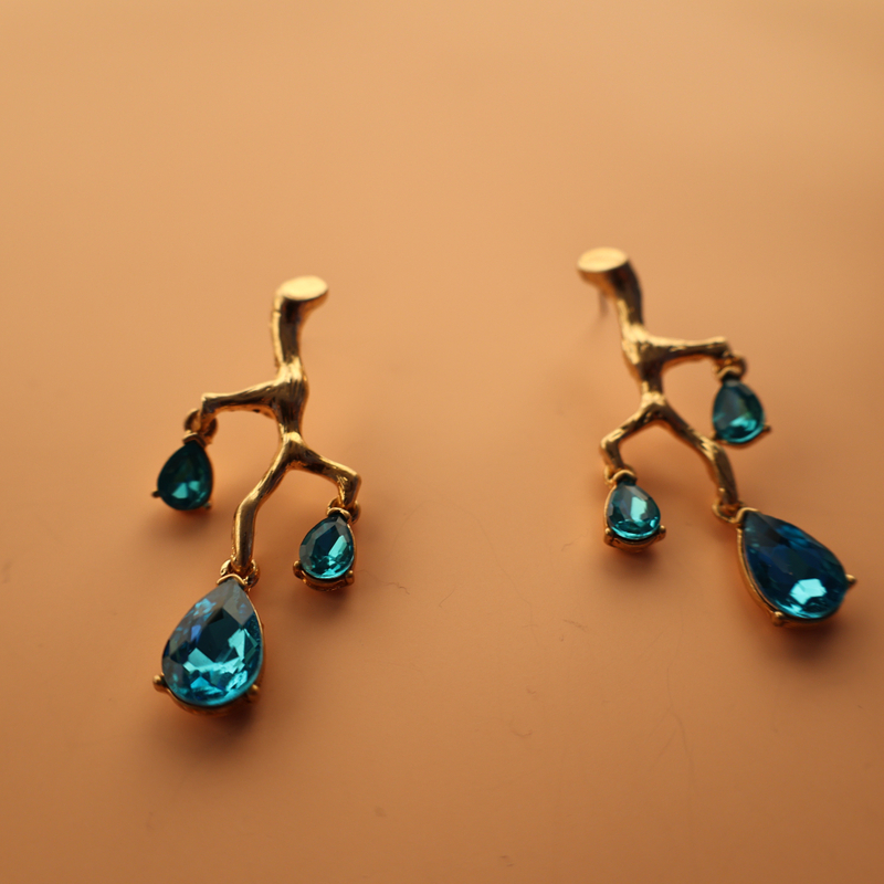 Zircon azul, pendientes de diseño de moda de zafiro 