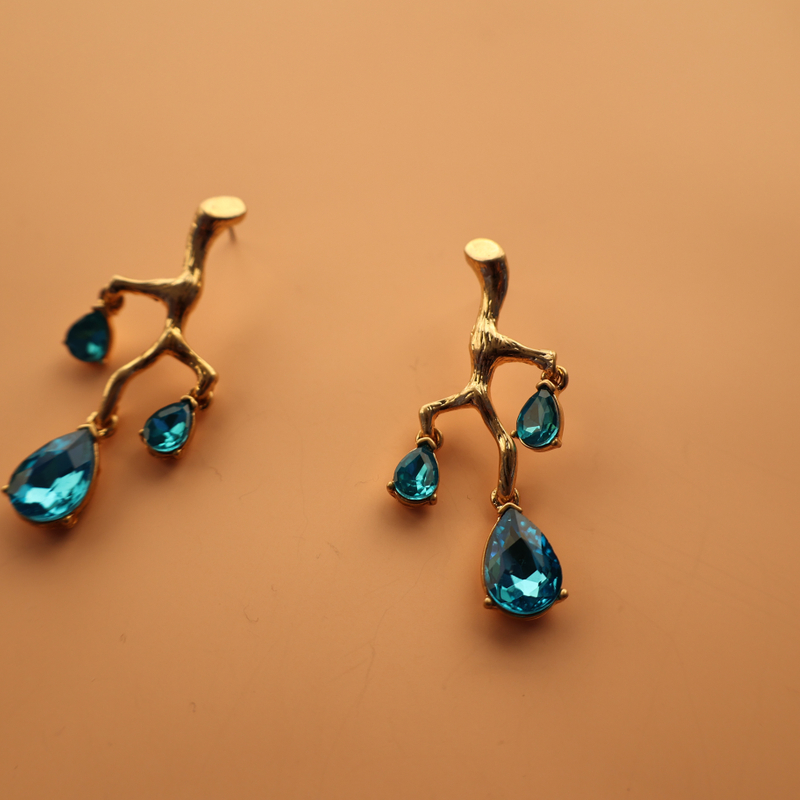 Zircon azul, pendientes de diseño de moda de zafiro 