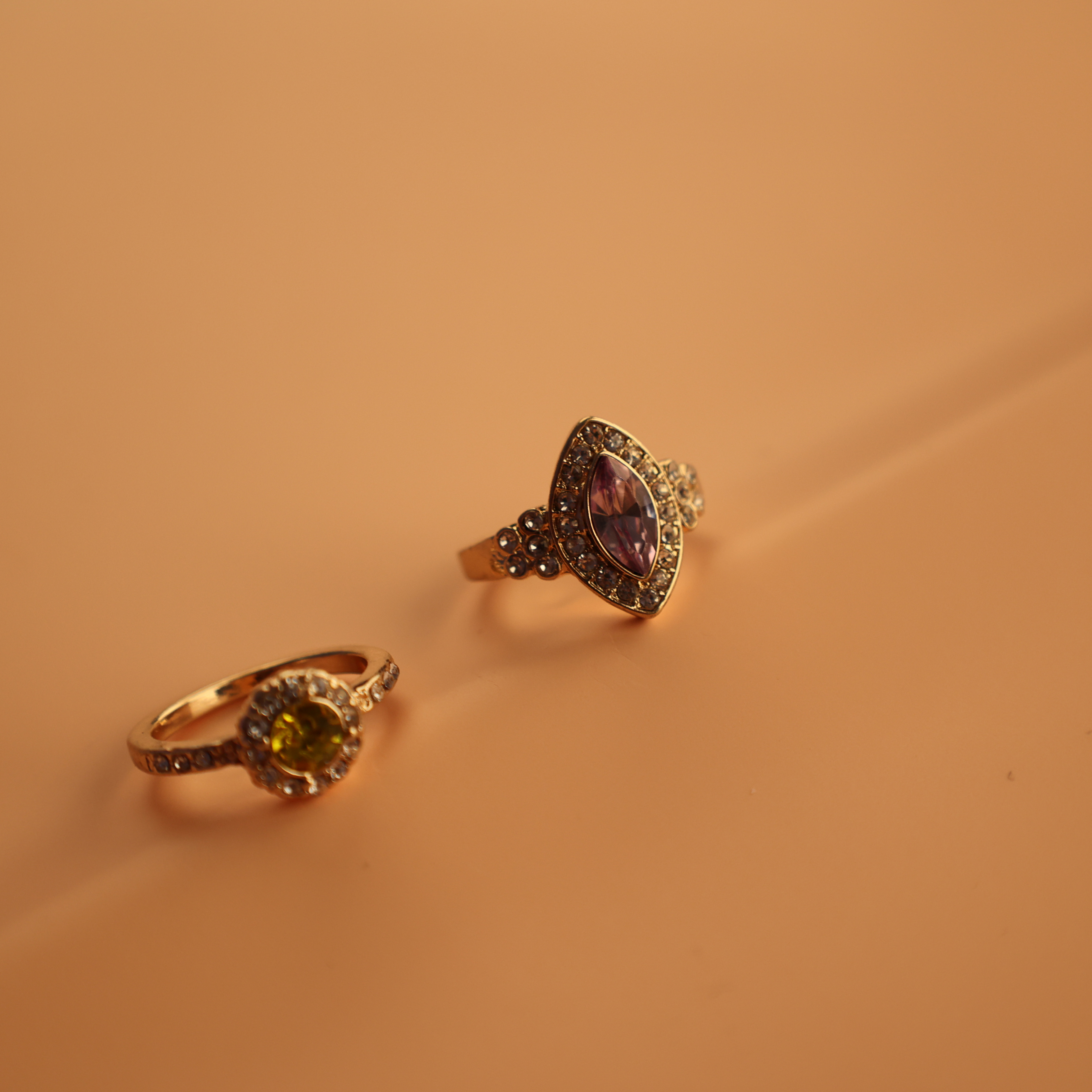 Anillo de mariposa de diseño de moda, joyería de circonio, anillo chapado en oro de latón